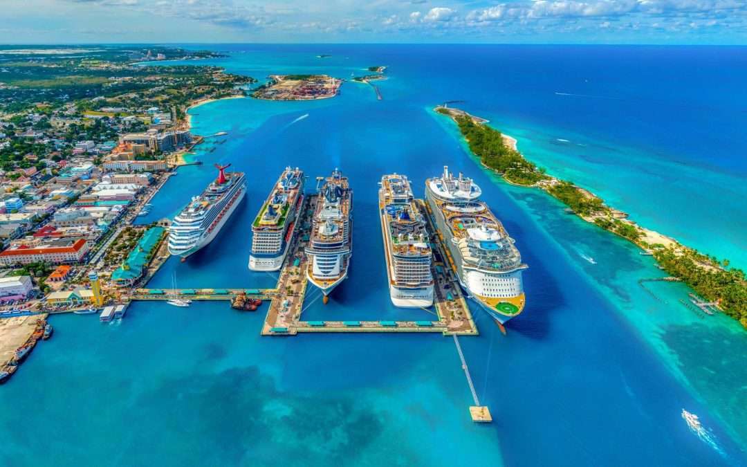 Multiple cruiseships in harbor